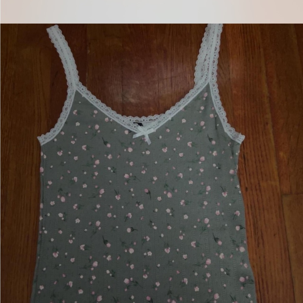 Divided Green Fitted Tie Front Camisole